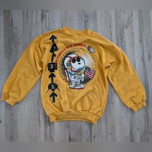 Vintage Snoopy Yellow The Eagle Has Landed Space Graphic Sweatshirt, 7Y (V2)
